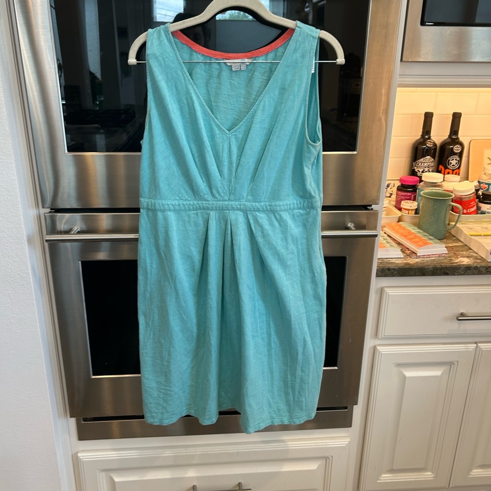Boden Aqua V-Neck Sleeveless summer Dress size 10R has wear overall GUC